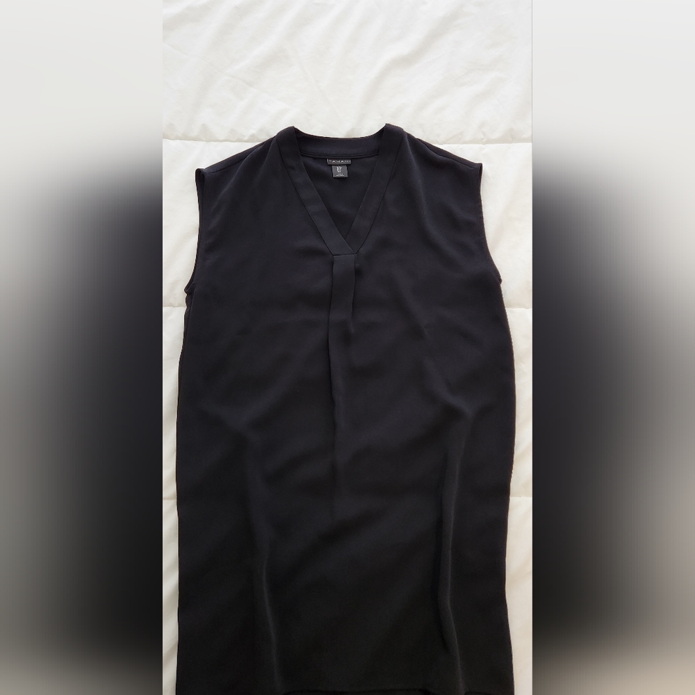 TAHARI BLACK FLOWY DRESS SIZE S